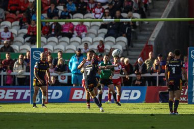 Katalan Ejderhaları 'ndan Theo Fages, 6 Temmuz 2024' te İngiltere 'nin Hull kentinde oynanan Sewell Group Craven Park' ta oynanan Betfred Süper Lig 16. Raundunda altın puanı aldı. 
