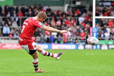 Salford Red Devils takımından Marc Sneyd, Salford Community Stadyumu 'nda oynanan 16. Salford Red Devils vs Hull FC karşılaşmasında Salford' u 18-6 Salford 'a yükseltti. 