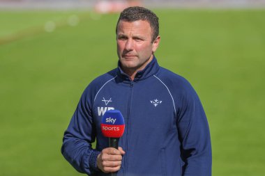 Willie Peters Hull KR 'ın baş antrenörü, 6 Temmuz 2024 tarihinde İngiltere' nin Hull kentinde oynanan Sewell Group Craven Park 'ta oynanan Betfred Süper Lig 16n karşılaşmasında Sky Sports' a konuştu. 
