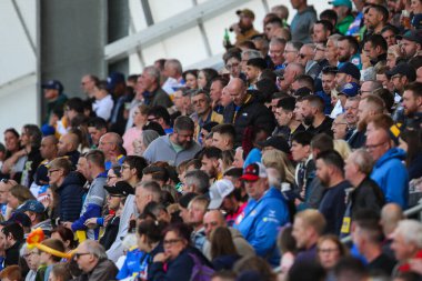 Leeds Rhinos taraftarları 16. Betfred Süper Lig karşılaşmasında Leeds Rhinos, London Broncos 'a karşı Headingley Stadyumu, Leeds, İngiltere, 6 Temmuz 2024 
