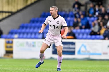 Stockport County 'den Jordan Rossiter, 6 Temmuz 2024' te oynanan Chester-Stockport County maçında Deva Stadyumu 'nda karşı karşıya geldi. 