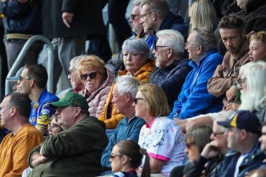 Leeds Rhinos taraftarları 16. Betfred Süper Lig karşılaşmasında Leeds Rhinos, London Broncos 'a karşı Headingley Stadyumu, Leeds, İngiltere, 6 Temmuz 2024 