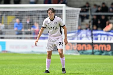 Stockport County 'den Cody Johnson, 6 Temmuz 2024' te Chester-Stockport County maçında Deva Stadyumu 'nda karşı karşıya geldi.  