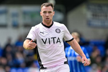 Stockport County 'den Jordan Keane, 6 Temmuz 2024' te Chester-Stockport County maçında Deva Stadyumu 'nda karşı karşıya geldi. 