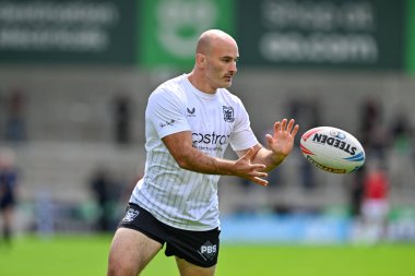 Danny Houghton Hull FC, Salford Community Stadyumu 'nda oynanan Salford Red Devils vs Hull FC karşılaşması öncesinde 7 Temmuz 2024' te oynanan Betfred Süper Lig karşılaşmasında ısındı. 
