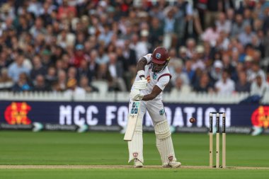 Batı Hint Adaları 'ndan Kirk McKenzie, 1. Rothesay Test Maçı' nda İngiltere 'nin Batı Hint Adaları' na karşı Lords, Londra, İngiltere 'de 10 Temmuz 2024' te oynanan 1. 