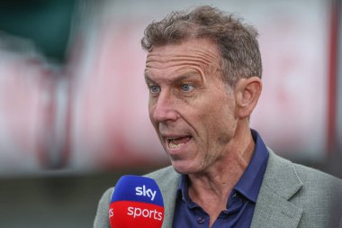 Eski İngiliz kriket oyuncusu Michael Atherton 1. Rothesay Deneme Maçı 1. İngiltere Batı Hint Adaları 'na karşı Lords, Londra, İngiltere, 10 Temmuz 2024 