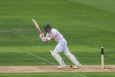 İngiltere 'den Ollie Pope, 1. Rothesay Deneme Maçı' nda 1. İngiltere - Batı Hint Adaları maçı sırasında İngiltere Lords, Londra, İngiltere 'de 10 Temmuz 2024' te güvenlik atışı yaptı. 