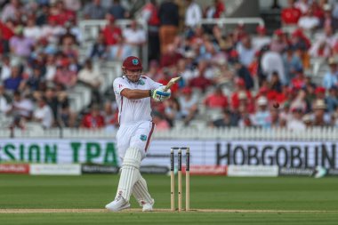 Batı Hint Adaları 'ndan Joshua Da Silva, Rothesay Test Maçı' nda bir koşu için topa vuruyor. İkinci gün İngiltere - Batı Hint Adaları, Londra, Birleşik Krallık, 11 Temmuz 2024