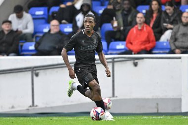 Stoke City 'den Eric Bocat, 11 Temmuz 2024' te İngiltere 'nin Chester Stadyumu' nda oynanan Chester-Stoke City maçında forvete giriyor. 