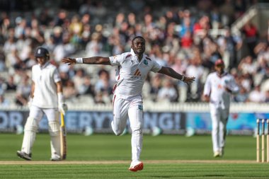 Batı Hint Adaları 'ndan Jayden Seales, 1. Rothesay Test Maçı' nda İngiltere 'nin Batı Hint Adaları' na karşı Lords, Londra, İngiltere 'de 10 Temmuz 2024' te oynanan 1. 