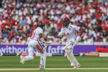 Batı Hint Adaları 'ndan Mikyle Louis, Rothesay Test Maçı İkinci Gün İngiltere - Batı Hint Adaları maçı sırasında 11 Temmuz 2024' te Londra, İngiltere 'de bir koşu yaptı.