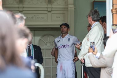 İngiltere 'den James Anderson için son bir kez daha Rothesay Birinci Sınav Günü' nde İngiltere - Batı Hint Adaları - Lords, Londra, İngiltere, 12 Temmuz 2024 