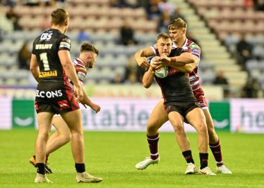 St. Helens takımından Matty Lees, 17. Betfred Süper Lig karşılaşmasında Wigan Warriors 'a karşı St Helens Stadyumu, Wigan, İngiltere' de 12 Temmuz 2024 