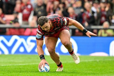 Leigh Leoparları 'ndan Kai Odonnell, 17. Betfred Süper Ligi karşılaşmasında Leigh Leopards' a karşı Huddersfield Giants 'a karşı Leigh Spor Köyü, Leigh, İngiltere, 13 Temmuz 2024' te oynanan karşılaşmada 12-10 Leigh Leoparları olmaya çalışıyor. 