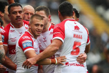 Hull KR 'dan Mikey Lewis, 13 Temmuz 2024' te MKM Stadyumu 'nda oynanan Betfred Süper Lig 17. Maçı' nda 0-10 'luk galibiyetini kutluyor. 