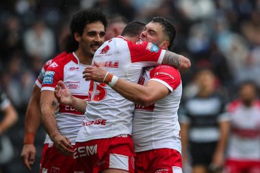 Hull KR 'dan Matty Storton, 13 Temmuz 2024' te MKM Stadyumu, Hull, Birleşik Krallık 'ta oynanan Betfred Süper Lig 17. Maçı' nda 0-16 kazanma çabasını kutluyor. 