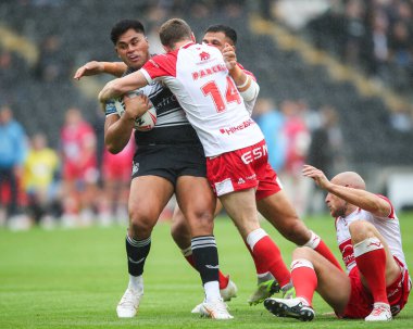 Hull FC 'den Herman Eseese, 13 Temmuz 2024' te MKM Stadyumu 'nda oynanan 17. Betfred Süper Lig karşılaşması Hull FC vs Hull KR karşılaşmasında mücadele etti. 