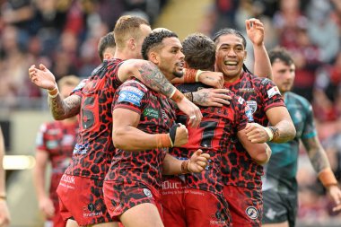 Leigh Leoparları 'ndan Kai Odonnell, 13 Temmuz 2024' te Leigh Spor Köyü Leigh, İngiltere 'de oynanan 17. Leigh Leopards - Huddersfield Giants maçında 12-10 Leigh Leoparları' na karşı oynadığı maçı kutluyor. 
