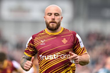 Huddersfield Giants 'tan Jake Bibby, 17. Betfred Süper Lig Turu' nda Leigh Leopards 'a karşı Huddersfield Giants maçında ısınıyor. Leigh Spor Köyü, Leigh, İngiltere, 13 Temmuz 2024 