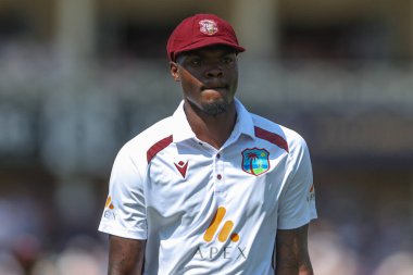 Batı Hint Adaları 'ndan Alzarri Joseph 2. Rothesay Deneme Maçı' nda İngiltere, Trent Bridge, Nottingham, İngiltere 'de Batı Hint Adaları' na karşı 18 Temmuz 2024 