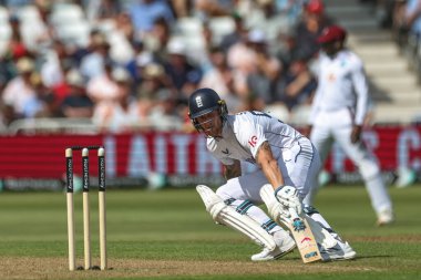 İngiltere 'den Ben Stokes, 18 Temmuz 202' de İngiltere 'nin Trent Bridge, Nottingham, İngiltere' de oynadığı 2. Rothesay Test Maçı 'nda sahaya çıkıyor.