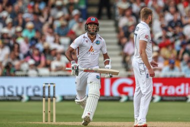 Batı Hint Adaları 'ndan Kraigg Brathwaite, Rothesay Test Maçı' nın dördüncü gününde İngiltere, Trent Bridge, Nottingham, 21 Temmuz 2024 'te Batı Hint Adaları' na karşı iki koşu yaptı.