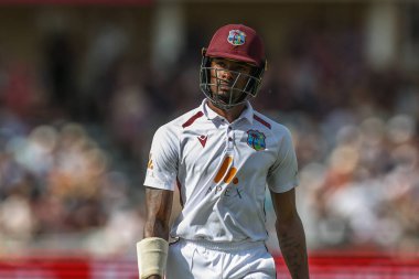 Batı Hint Adaları 'ndan kederli bir Alick Athanaze, İngiltere 2. Rothesay Test Maçı' nda İngiltere 'nin Batı Hint Adaları' na karşı Trent Bridge, Nottingham, Birleşik Krallık 'ta 19 Temmuz 2024' te oynanan 2.