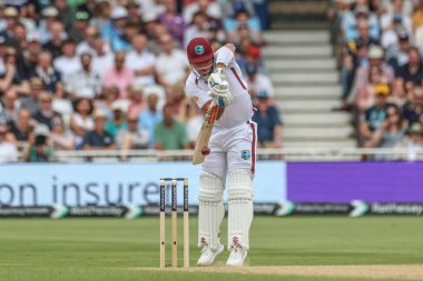 Batı Hint Adaları 'ndan Joshua Da Silva, 20 Temmuz 2024' te İngiltere 'nin Trent Bridge, Nottingham, İngiltere' de Batı Hint Adaları 'na karşı oynadığı Rothesay Test Maçı' nda güvenlik atışı yapmak için ayağa kalkar.