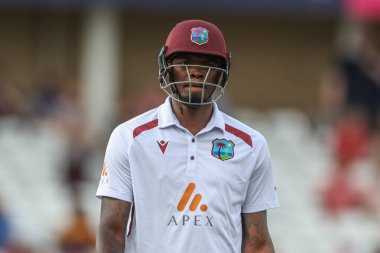 A. Üzgün Batı Hint Adaları 'ndan Alzarri Joseph, İngiltere' nin Trent Bridge, Nottingham, İngiltere 'de oynadığı dördüncü maç olan Rothesay Test Maçı' nda sahadan ayrıldı.