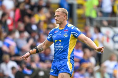 Leeds Rhinos takımından Mikolaj Oledzki, 20 Temmuz 2024 'te Headingley Stadyumu' nda oynanan 18. Betfred Süper Lig karşılaşması öncesinde ısınma turunda Leeds Rhinos vs Hull KR 'a karşı.