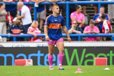 Hull KR 'dan Mikey Lewis, 20 Temmuz 2024' te Headingley Stadyumu 'nda oynanan 18. Betfred Süper Lig karşılaşması öncesinde oynanan karşılaşmada Leeds Gergedan Hull KR' a karşı.