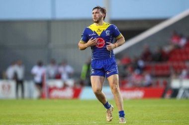 Warrington Wolves takımından Adam Holroyd, Betfred Süper Lig 18. Raundda St Helens - Warrington Wolves maçında, St Helens - Wicked Stadyumu, 19 Temmuz 2024