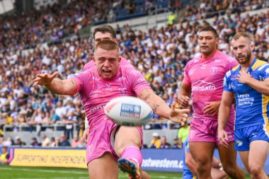 Hull KR 'dan Mikey Lewis, 20 Temmuz 2024' te Headingley Stadyumu 'nda oynanan 18. Betfred Süper Lig karşılaşmasında Leeds Rhinos ile Hull KR karşılaşmasını kutluyor.