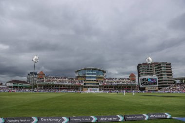Trent Köprüsü 'nün üstündeki kara gökyüzü Rothesay Test Maçı' nda İngiltere, Batı Hint Adaları 'na karşı Trent Bridge, Nottingham, İngiltere, 20 Temmuz 2024
