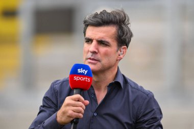 Brian Carney spor sunucusu ve 18. Betfred Süper Lig karşılaşmasında eski oyuncu Leeds Rhinos 'a karşı Hull KR Headingley Stadyumu, Leeds, İngiltere, 20 Temmuz 2024