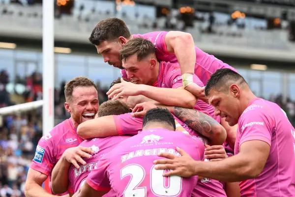 stock image Jez Litten of Hull KR celebrates his try by during the Betfred Super League Round 18 match Leeds Rhinos vs Hull KR at Headingley Stadium, Leeds, United Kingdom, 20th July 2024