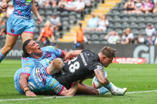 Hull FC 'den Denive Balmforth 20 Temmuz 2024' te MKM Stadyumu 'nda oynanan Betfred Süper Ligi karşılaşmasında 22-4' lük skora ulaştı.