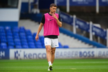 Birmingham City 'den Krystian Bielik 24 Temmuz 2024' te Birmingham City 'nin St Andrews, Birmingham' da Rangers 'a karşı oynadığı maç öncesi hazırlık maçında ısındı.