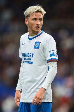 Rangers 'dan Alex Lowry, Birmingham City' nin 24 Temmuz 2024 'te St Andrews, Birmingham, Birleşik Krallık' ta Rangers 'a karşı oynadığı hazırlık maçında.
