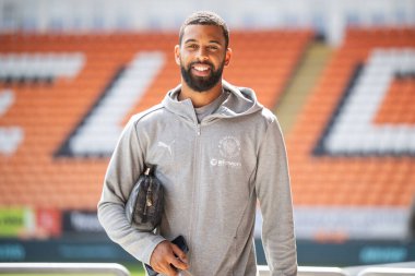 Blackpool 'dan CJ Hamilton, Blackpool' da oynanan Blackpool-Sunderland maçının 27 Temmuz 2024 tarihli Bloomfield Road, Blackpool maçından önce geldi.