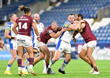 Leeds Rhinos takımından Cameron Smith, John Smith 'in Stadyumu, Huddersfield, Birleşik Krallık' ta oynanan 19. Huddersfield Giants - Leeds Rhinos maçında elendi.