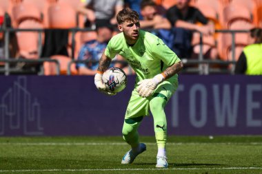 Blackpool 'dan Daniel Grimshaw 27 Temmuz 2024' te Bloomfield Road, Blackpool, İngiltere 'de Blackpool' a karşı oynanan ön sezon dostluk maçı sırasında hareket halindeydi.