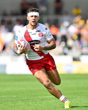 Salford Red Devils 'den Oli Partington, Salford Community Stadyumu' nda oynanan Salford Red Devils - Castleford Tigers maçında 27 Temmuz 2024 tarihinde oynanan Betfred Süper Lig 19.