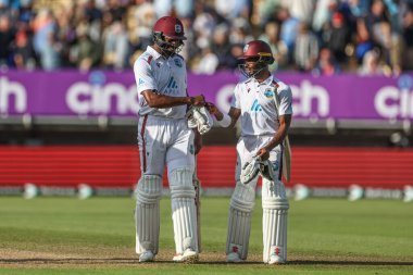 Batı Hint Adaları 'ndan Alick Athanaze ve Batı Hint Adaları' ndan Mikyle Louis, 27 Temmuz 2024 'te Birmingham, Birmingham, İngiltere' de oynanan Rothesay Test Maçı 'nın ikinci gününde sahadan çıkmıyorlar.