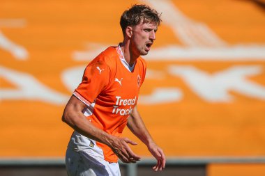 Blackpool 'dan Jake Beesley sezon öncesi dostluk maçı sırasında Blackpool Sunderland' a karşı Bloomfield Road, Blackpool, Birleşik Krallık, 27 Temmuz 2024