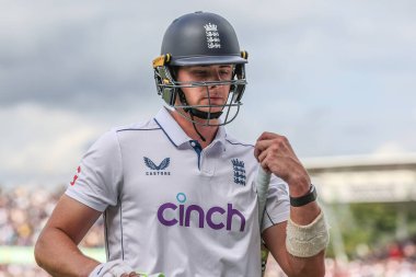 İngiltere 'den kederli Jamie Smith Rothesay Test Maçı' nın ikinci günü İngiltere ile Batı Hint Adaları arasında 27 Temmuz 2024 'te Birmingham, İngiltere' de oynanan maçta 95 koşu yaptı.