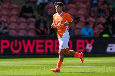 Blackpool 'dan Rob Apter, Blackpool' a karşı Blackpool vs Sunderland maçında, Bloomfield Road, Blackpool, Birleşik Krallık, 27 Temmuz 2024