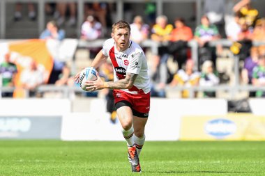 Salford Red Devils 'den Marc Sneyd, 27 Temmuz 202' de Salford Community Stadyumu 'nda oynanan 19. Salford Red Devils - Castleford Tigers maçında maç yapıyor.