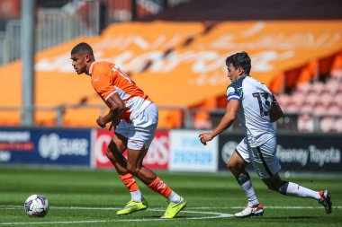 Blackpool 'dan Ash Fletcher, Blackpool' un 27 Temmuz 2024 'te Bloomfield Road, Blackpool' da oynanan Blackpool-Sunderland maçında...